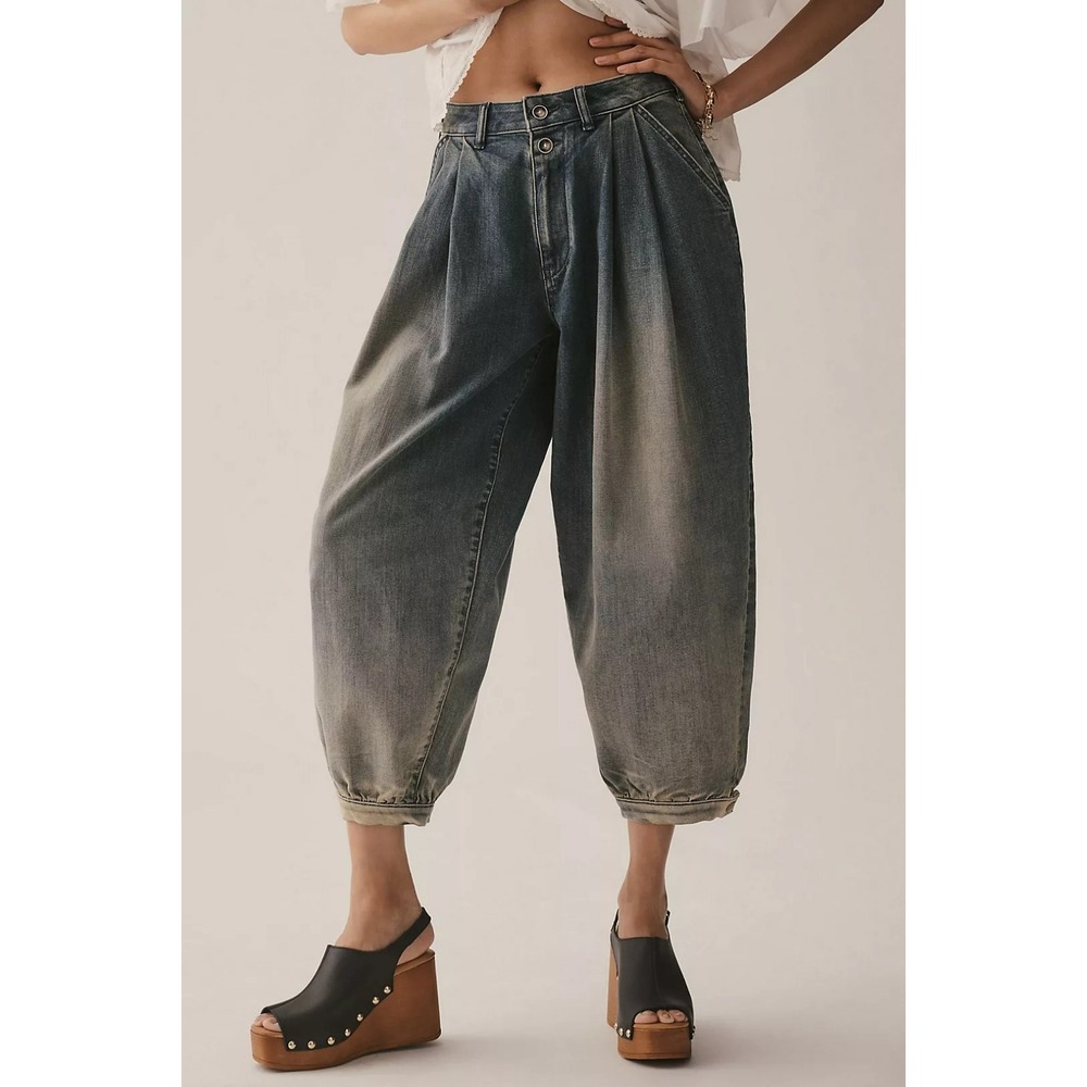 Pilcro Pleated High Rise Balloon Leg Jeans sz 28 NWT Anthropologie Denim Trouser - Picture 3 of 12